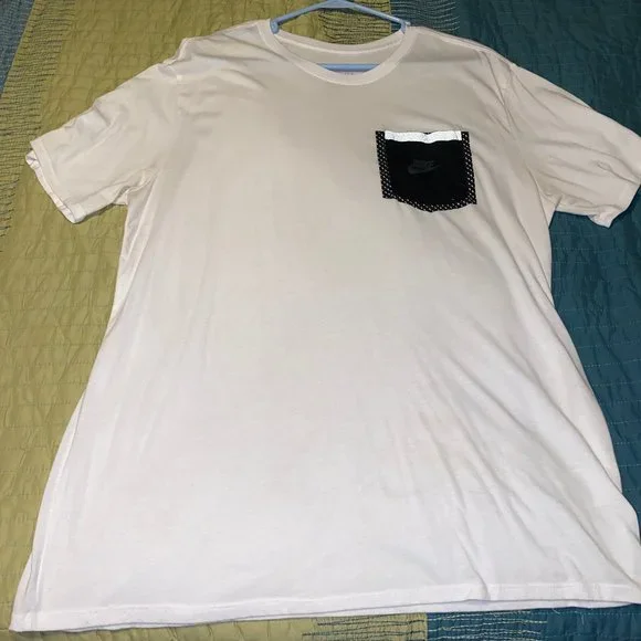 Nike Pocket Tee Shirt