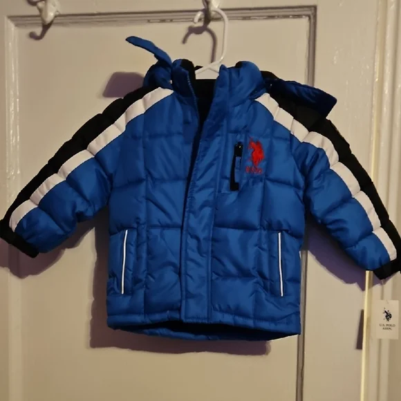 U.S. Polo Assn. boys 2T Blue and Black Puffer Jacket with detachable hood NWT