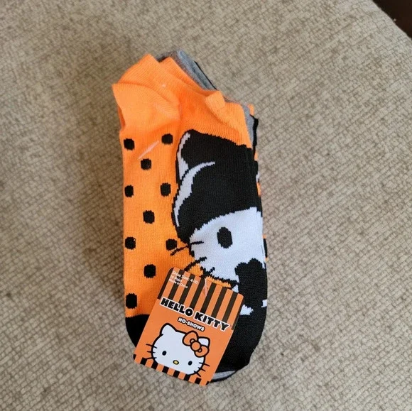 Hello Kitty 10 Pair Halloween Socks NWT