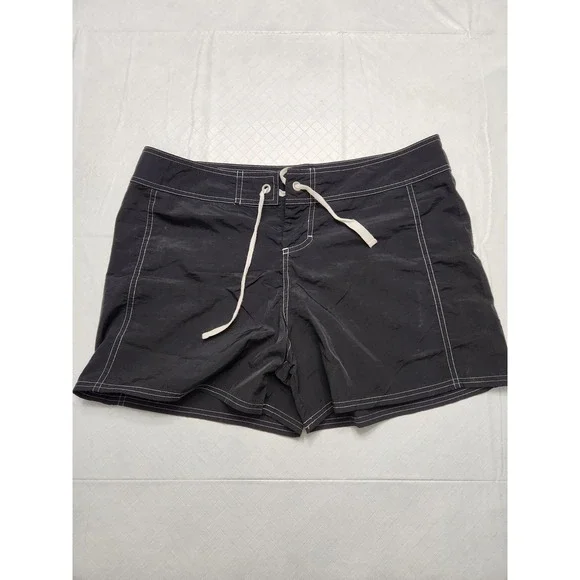 Tommy Bahama Swim Shorts Mens Large Black Solid Nylon Board Shorts TWS25101C
