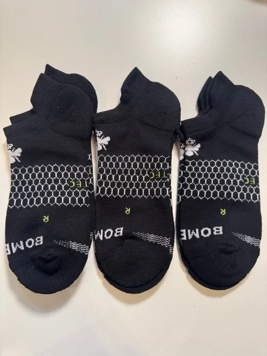 Bombas NWT Hex-Tec 3PR Unisex SZ: Medium Color:Black