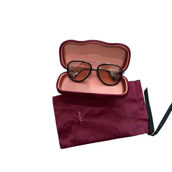 GUCCI Unisex Aviator sunglasses
