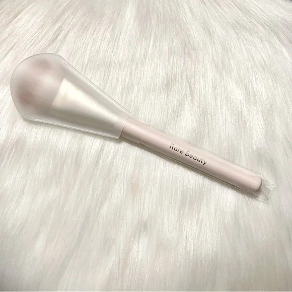 Rare Beauty💄Always An Optimist Makeup Powder Brush NEW