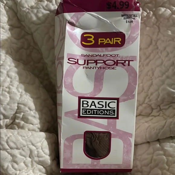 Vintage Basic Editions Suntone Sandalfoot Support Pantyhose - 3 Pair Pack