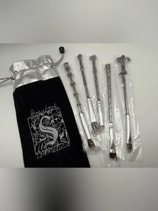 Storybook Cosmetics Wizard Wand Makeup Brush Set - 5pc Gunmetal (New in Plastic)