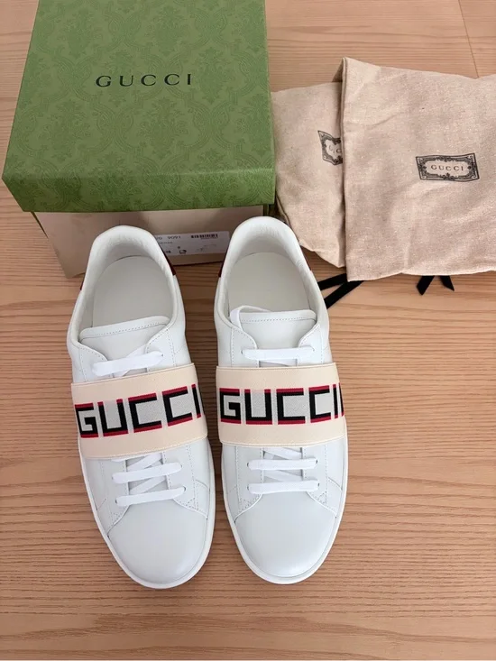 Gucci White Leather Sneakers with Beige Logo Strap
