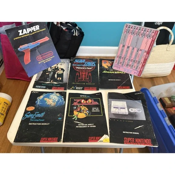 Super Nintendo Game's Booklets Lot Of 8
