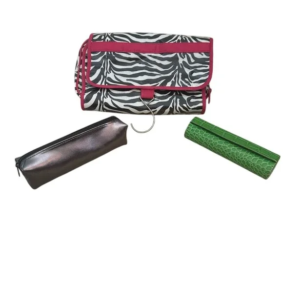 Caboodles Hanging Travel Toiletry Bag Zebra‎ Print Cosmetic Makeup Organizer