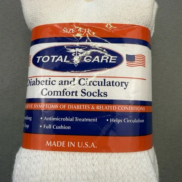 TOTAL CARE 2 PAIR DIABETIC CREW SOCKS 9-11 WHITE USA