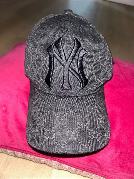 🦩GUCCI NY YANKEES black baseball cap hat
