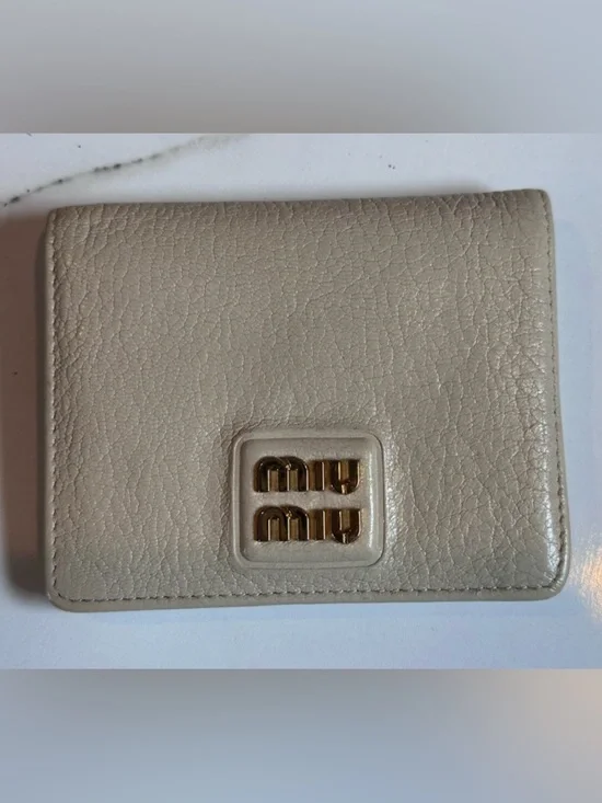 Miu Miu Textured Leather Card & Key Holder in Light Beige with Gold Logo