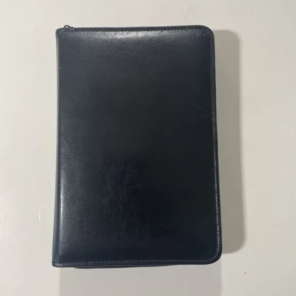 AT A GLANCE Organizer Planner Agenda Black Faux Leather 6 Ring 8.5x5.5