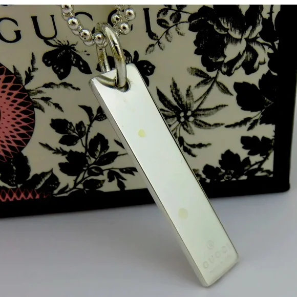 - GUCCI Luxury 925 Sterling Silver Bar Necklace RARE!