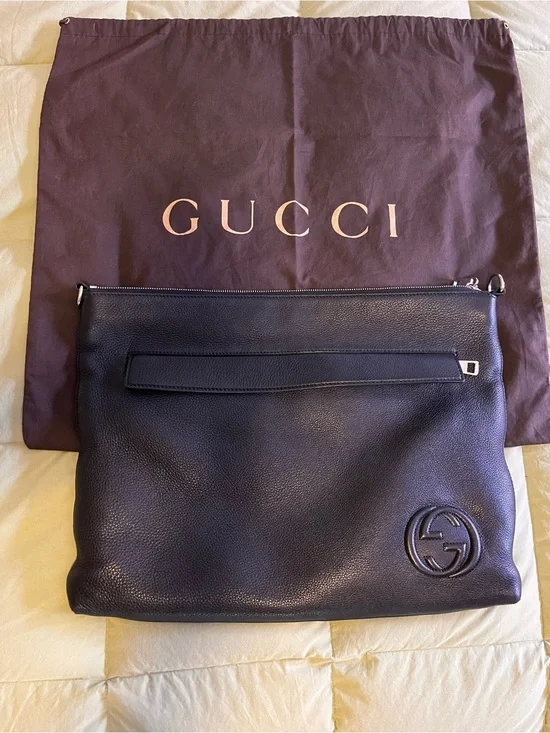 Gucci Black Pebbled Leather computer bag or crossbody with Embossed GG