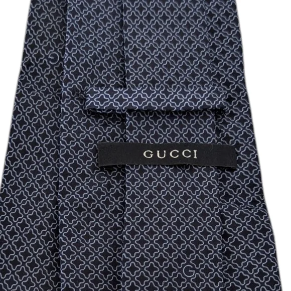 Gucci Men's Navy Geometric Silk Tie ...58 x 3.78