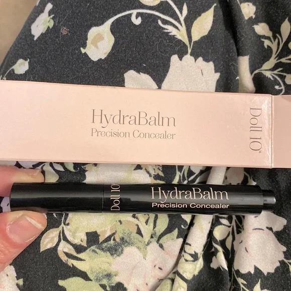Doll 10 HydraBalm Precision Concealer