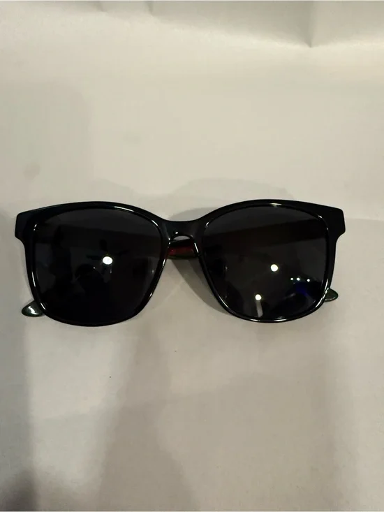 Classic Gucci Unisex Sunglasses Pre-owned Great Condition No Case