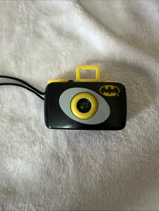 Vintage Batman Kids Point-and-Shoot Camera - Black & Yellow