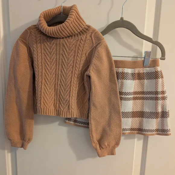 Tahari Tan Cable Knit Turtleneck and‎ Plaid Skirt Set