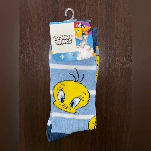 TWEETY BIRD NOVELTY CREW SOCKS NWT MEN’S SHOE SIZE 8-12