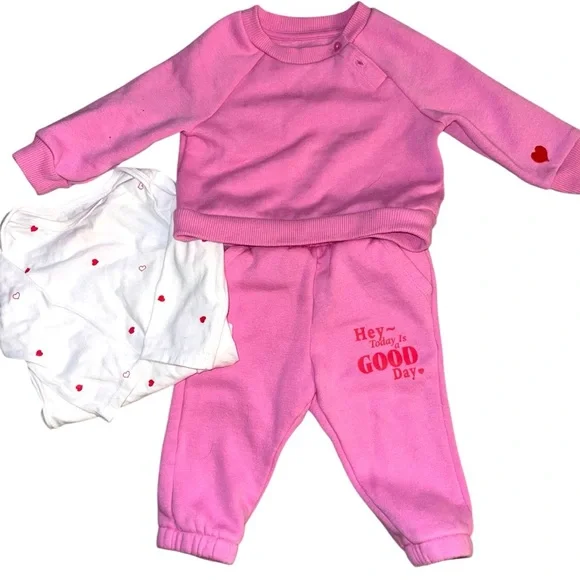 Cat & Jack Baby Girl 3 Piece Set - 3-6M - Pink Sweatpants, Sweatshirt, LS Onesie