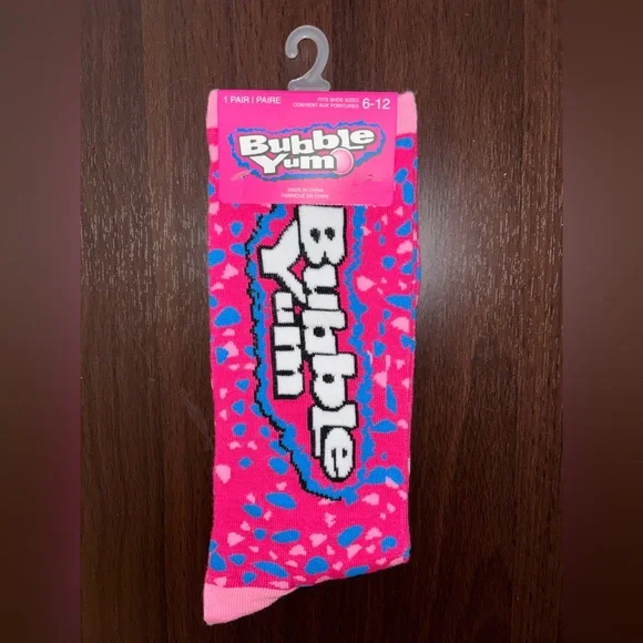 BUBBLE YUM NOVELTY CREW SOCKS NWT MEN’S SHOE SIZE 6-12