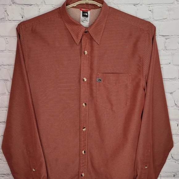 The North Face Button Front Shirt Medium