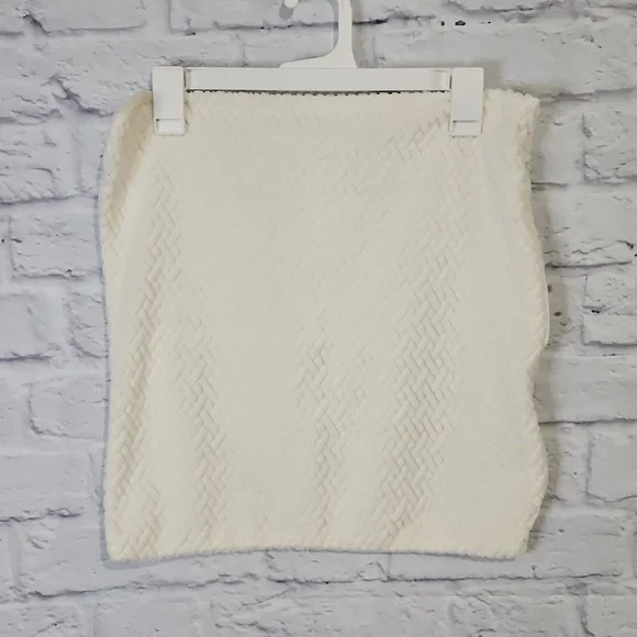 Cream fleece chevron design pillow sham