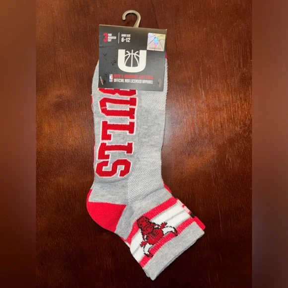 NBA Ultra Game Chicago Bulls Men’s Quarter Cut Socks 3 Pair Shoe Size 6-12