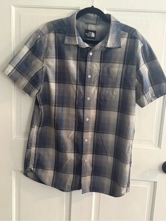 The North Face Men's Short-Sleeve Plaid Button-Down Shirt - Blue & Gray