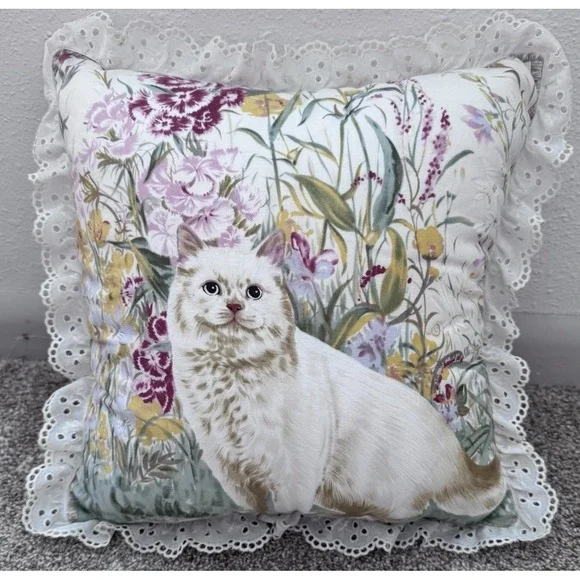 VTG Kitty Cat‎ Floral Pillow Lace Trim Pastels Cottage Country Rustic Farmhouse