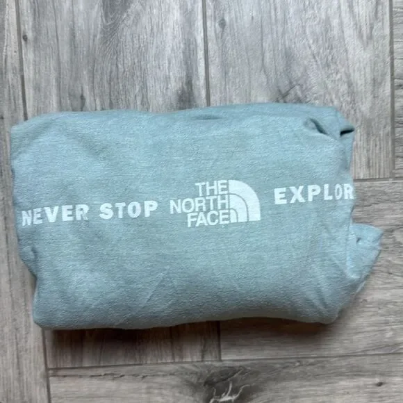The North Face Mens Green Never Stop Exploring Pullover Hoodie Size Small