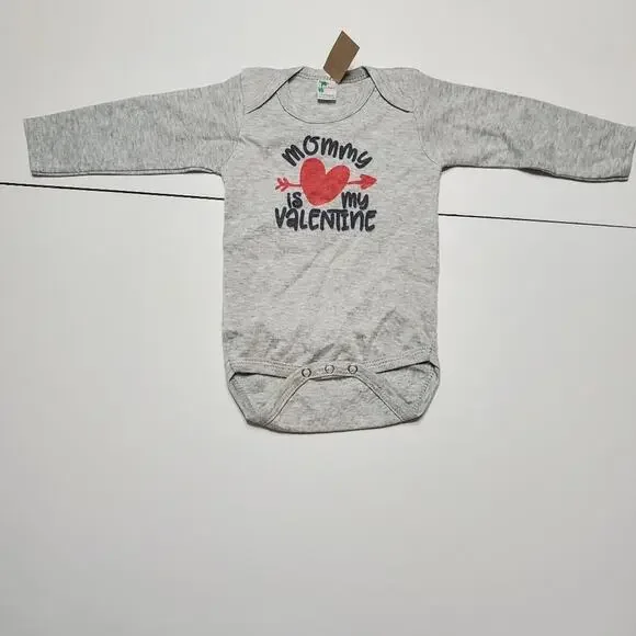 Mommy is my Valentine gray onsie red heart &‎ arrow