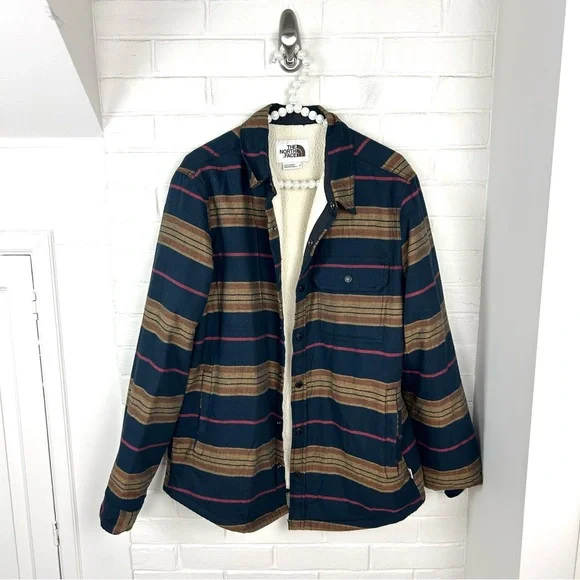 The North Face Men’s Striped Thick Sherpa Shacket Button Front Light Jacket