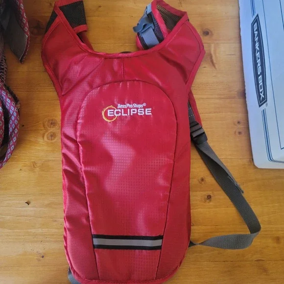 Bass Pro Shops Eclipse Hydration Pack Water Backpack Hiking Red *without bladder