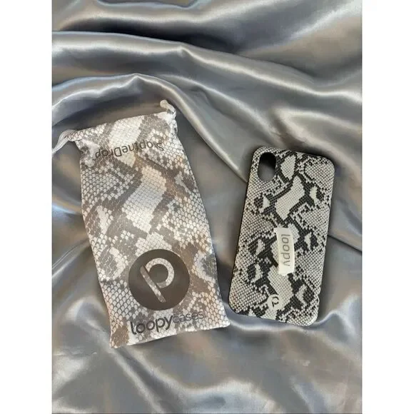 Loopy iPhone XS Phone Case Snake-Print with Matching Microfiber Cover