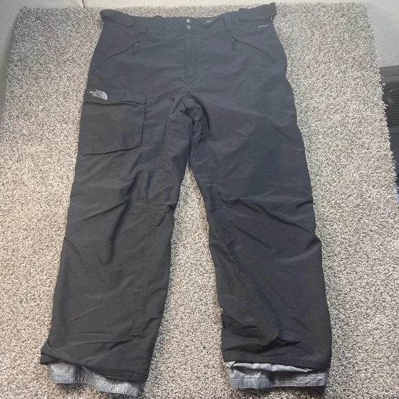 The North Face HyVent Men's‎ XXL Black Ski Snow Pants Waterproof Cargo Insulated