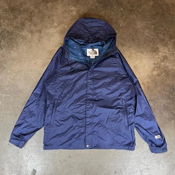 Vintage 80s made in USA The North Face navy blue windbreaker jacket men's XL