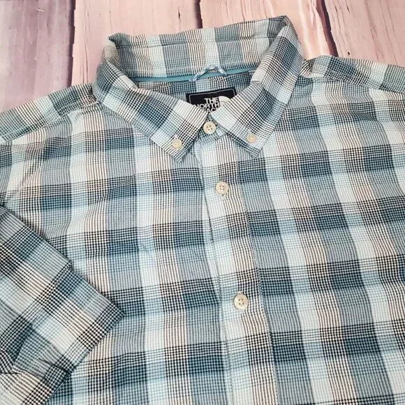 The North Face Shirt Men's 2XL XXL Plaid Button Down Nylon Short Sleeve‎