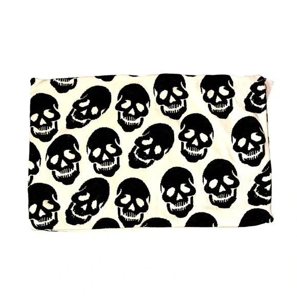 Mortar & Bone Laughing Skulls Pillow Cover 14” x 24” Ivory Black Halloween Decor