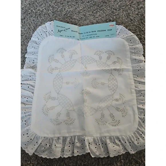 Vintage Nojae of Fairway Stamped 14x14 Hand Embroidery Pillow Top With Lace Trim