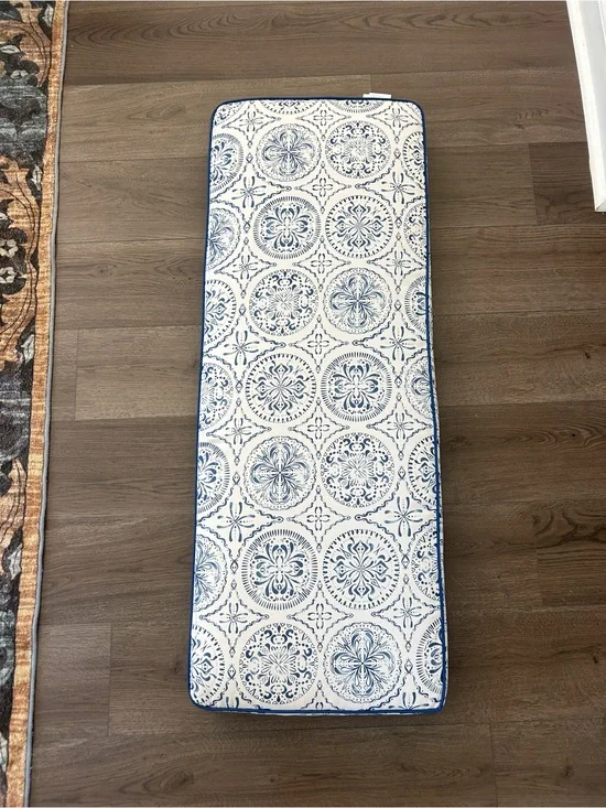 Tommy Bahama Blue & White Medallion Outdoor/Patio Cushion