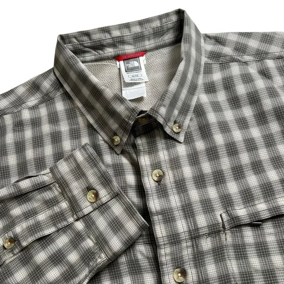 The North Face Mens XL Green Plaid Long Sleeve Button Down Short Zip Pockets