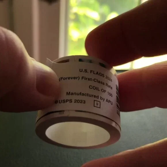 1 Roll of Genuine USPS Forever Stamps (100 Stamps)