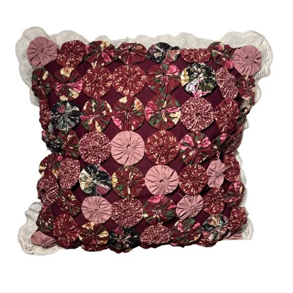 Unbranded Vintage Yo-Yo Quilt Throw Pillow Square Burgundy Floral Excellent Lace