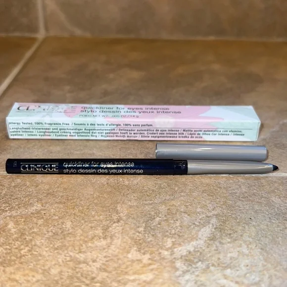NIB Clinique Intense Black Quickliner For Eyes