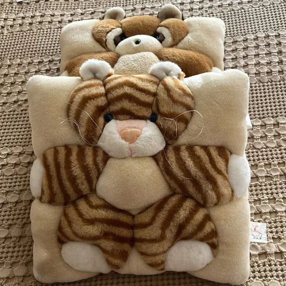 Vintage 1998 T.W.I.E. Tabby Cat and Red Panda Pillow Set‎ of 2