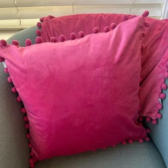 Ashle Homedeco 2 Pink Pom Pom Pillow Cover Set 18”x18”