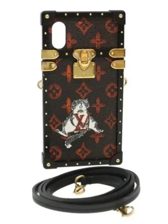LOUIS VUITTON Transformed Monogram Cat Eye Trunk iPhone Case M63891 Auth 39162