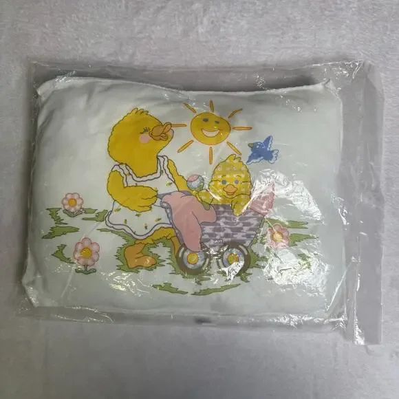 Vintage Baby Infant Bed Crib Pillow Cover Retro Kitschy Nursery Mom & Baby Duck